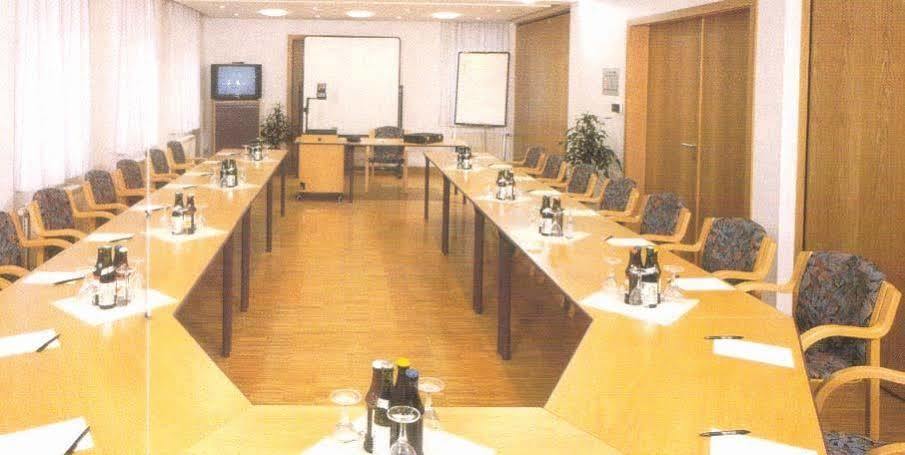 Hotel Zum Lamm Gundelsheim  Dış mekan fotoğraf